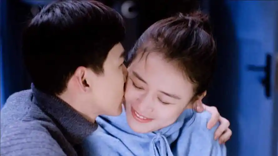 【马思纯x白敬亭】直男直女陷入爱情的样子太甜了,我只对你有感觉_腾