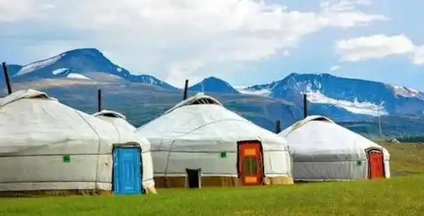 美国欲拉蒙古入伙靠中国养活却抱美国大腿蒙古能不能悬崖勒马