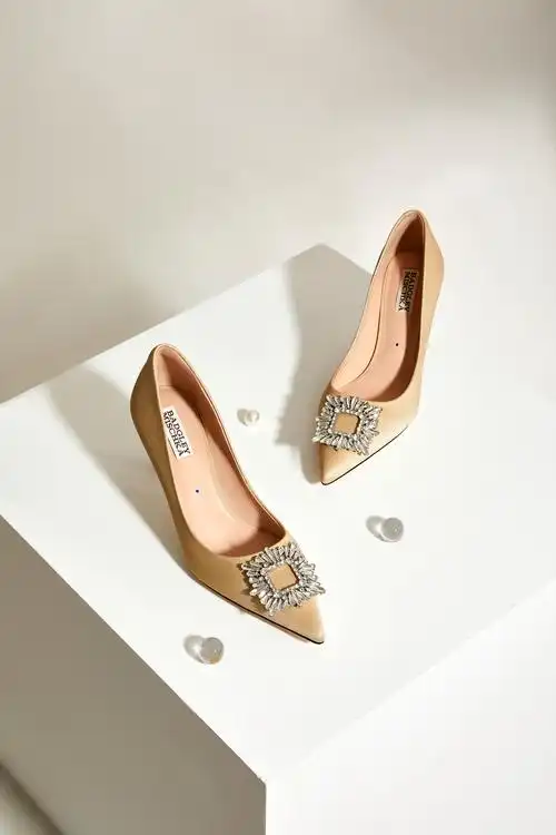 《badgley mischka》高端女鞋2022春季精修图