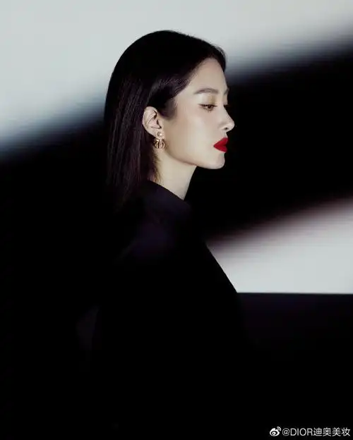 迪奥品牌大使杨采钰##迪奥上海国际电影节##不设限的人生