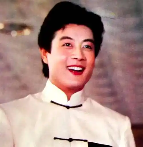 演员巫刚:与前妻15年婚姻分道扬镳,却和不婚不育的陈瑾纠缠20年_生活