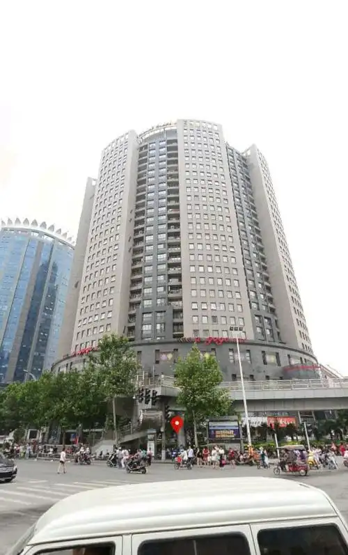 从新乡火车站到郑州金城国贸路线,坐火车还是大巴,到了坐几路公交车