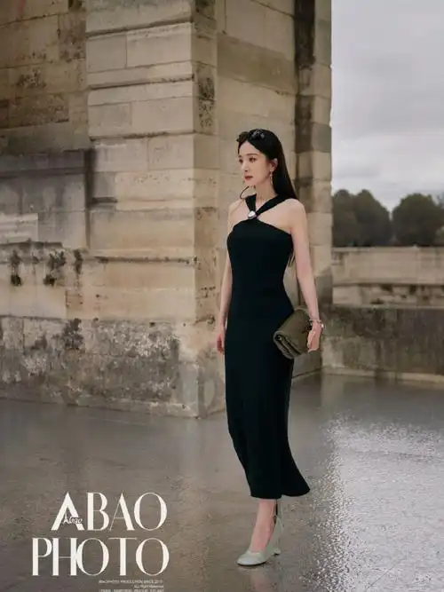 杨幂巴黎时装周