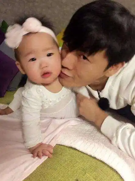 秦昊伊能静被秦妈的气场震慑,男孩女孩都一样_妈妈_女儿_孩子