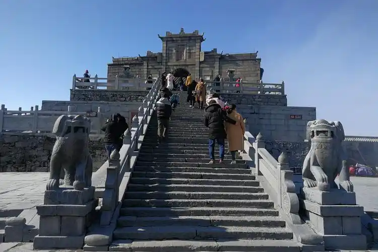 衡山之巅祝融峰