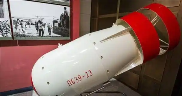 中国首颗氢弹爆炸后各国有何反应?法总统暴怒,日:苏联坐不住了