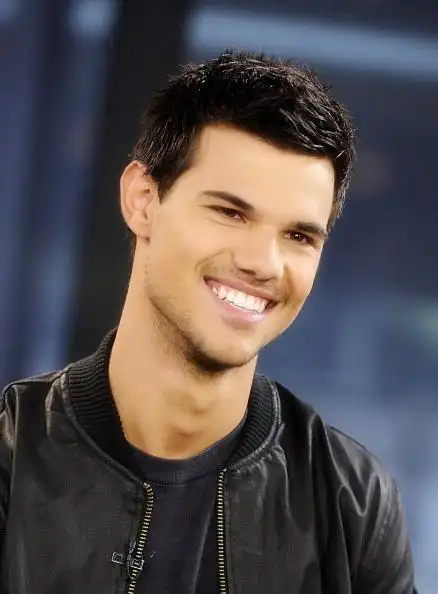 泰勒·洛特纳 taylor lautner的图片