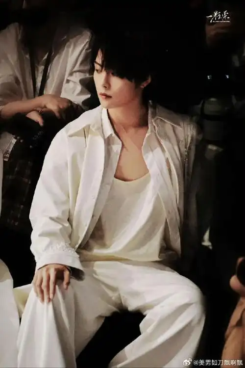 肖宇梁超话xyl#肖宇梁清冷贵公子#xyl#肖宇梁未来可