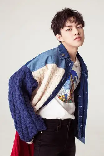 创作才子钱正昊新专辑发布在即 先行曲《来(alive)》葛大为填词保驾