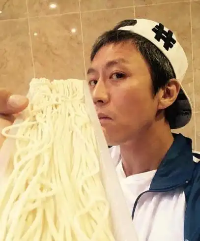 我对大厨一番话,膜拜了一番,果不其然,一看评论,连邓超自己都承认这碗