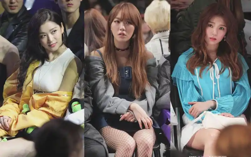 hellovenushellovenus2017时装周个人版多连发