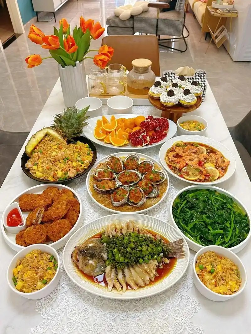 聚餐 | 能带回家吃饭的人都住在心里 邀请了好朋友来家里吃饭 - 抖音