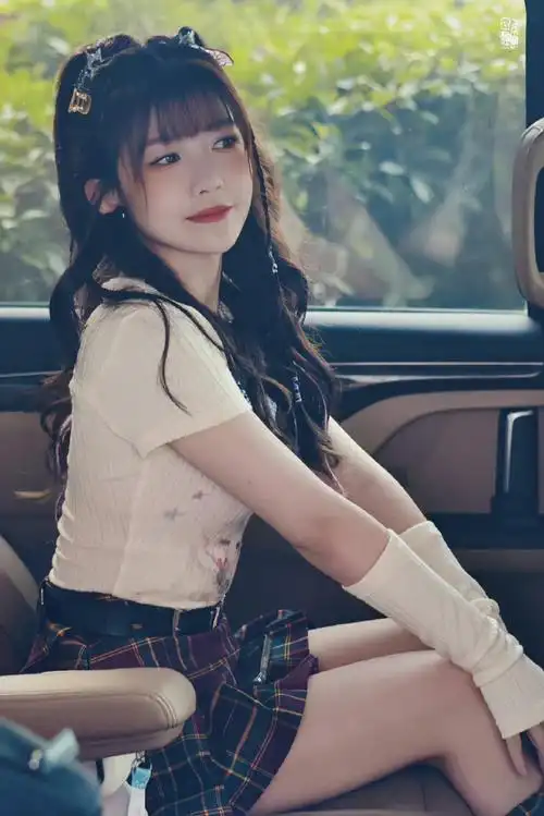 赖美云kpl夏决评论席嘉宾