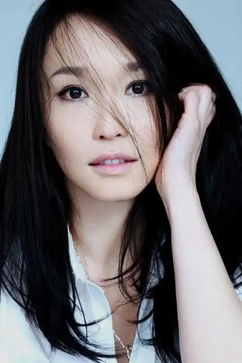 "小龙女"范文芳:因戏和男演员生情,老公把她宠成公主