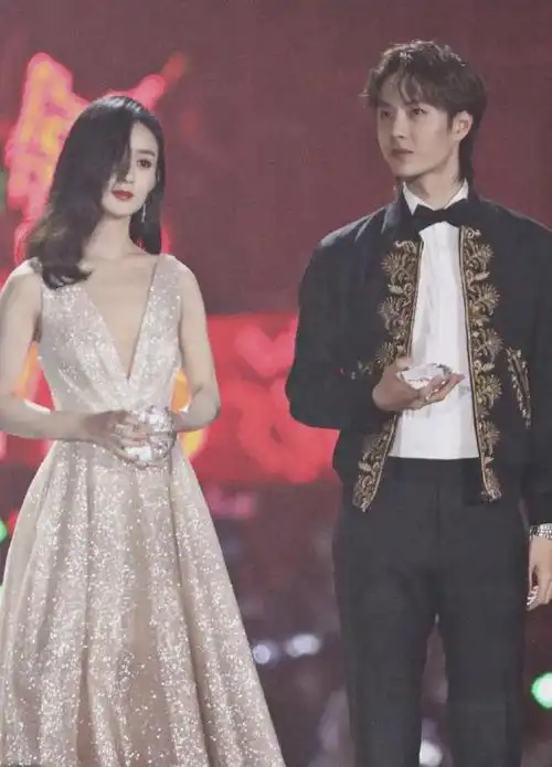 一问一答 | 汪峰章子怡,韩红,少女妈,王一博赵丽颖,王俊凯,李一桐