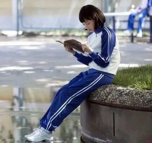 80后女星穿校服杨颖还是蛮像的杨幂的模样有初恋的感觉