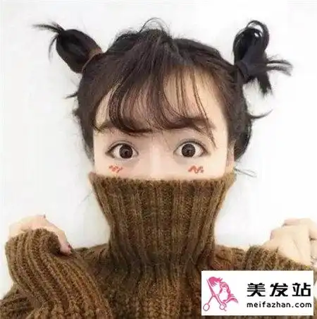丸子头这么扎好看适合矮个子女生