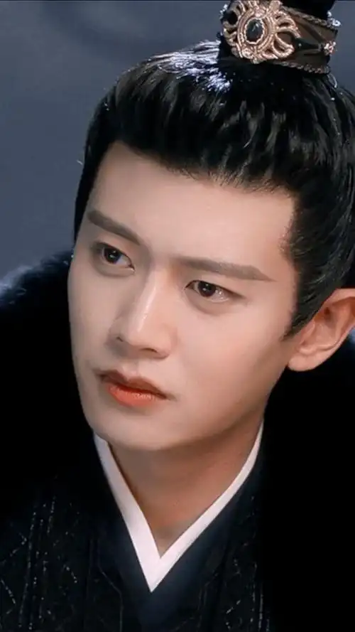 任嘉伦的小南辰王是不是你们心目中无法超越的选角!