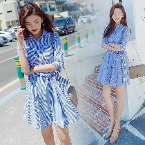 蓝色衣服怎么配好看?