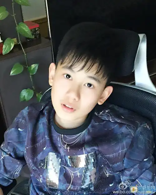 张小宇扮演者胡先煦个人资料及写真生活照 第10页 - 影视资讯 | 爱