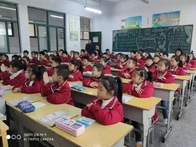 规范课堂常规,绽放多彩童年——丰县东关小学一年级新生课堂常规验收