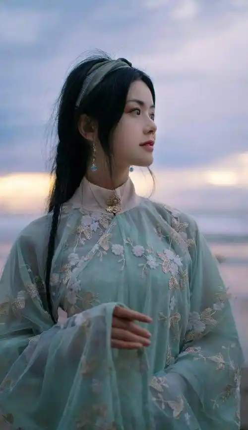 顶级颜值的古风女歌手,唱歌超好听,你认识几位?_代表作_少司命_感觉