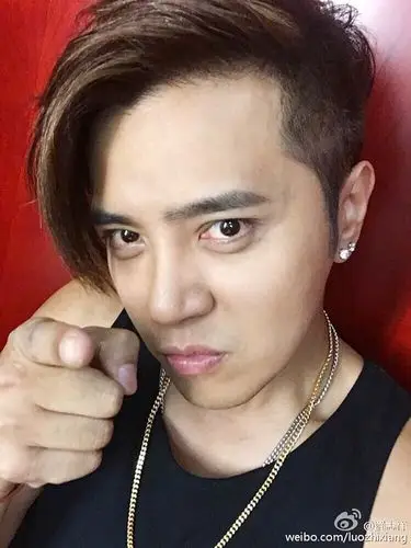 没人发现,罗志祥双眼皮重新做了吗?