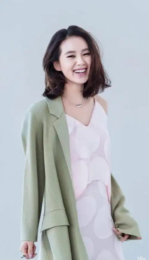 发型拯救女明星: 刘诗诗剪了短发从路人甲变时尚宠儿