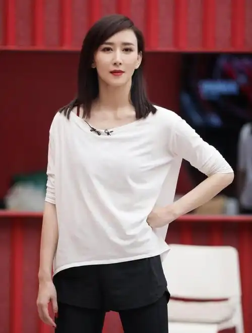 回顾胡静一顿饭与丈夫结缘和婆婆情同姐妹日子红红火火有滋味