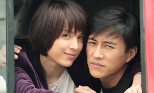 江珊和靳东的合照(和大9岁江珊同居5年)(16)