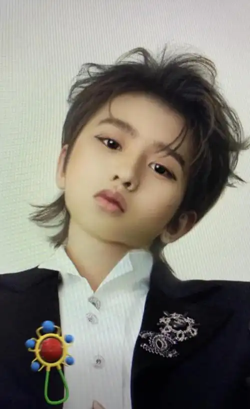 当蔡徐坤加上宝宝滤镜会怎样化身蔡三岁超萌粉丝想抱回家