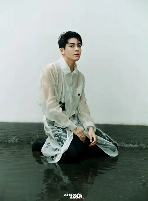 好想给曾舜晞递个浴巾##等一个曾舜晞浴巾造型##曾舜晞gq出图