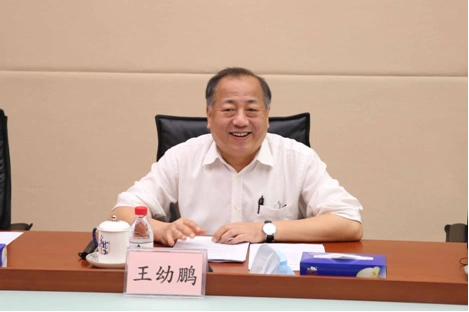 座谈伊始,李水生副区长分别介绍了北站枢纽地区,九龙山重点片区规划