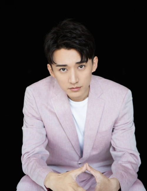 刘学义颜值怎么这样了新剧感觉没有琉璃里面帅啊