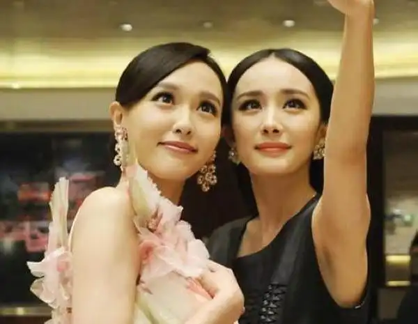 杨幂唐嫣微博互相取消关注了吗 两人关系真的不和吗