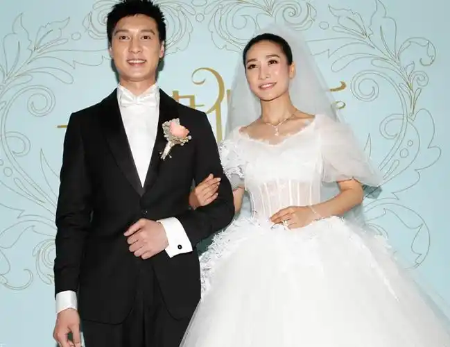 陶昕然何建泽大婚结束 现场高喊生一子一女(2)