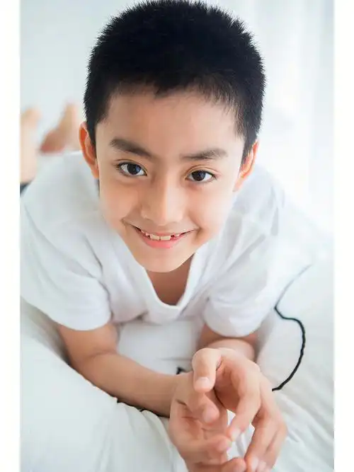 真的是被帅到的小男生阿姨们都有被迷到了