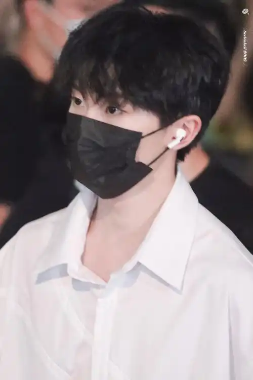 马嘉祺高考结束后的状态