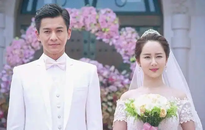 杨紫在里面饰演女主,但是他在里面结了两次婚,杨子也并没有表现出非常