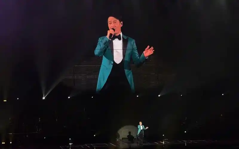 黎明2023红馆演唱会《对不起我爱你》《情难自控》《超平凡人的主题曲