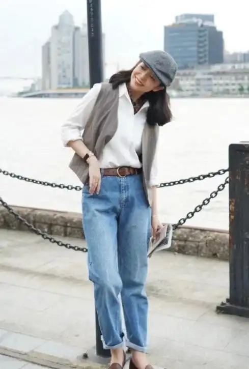 三木的牛仔裤搭配高级又时髦!轻熟女性们穿,简约知性又养眼帅气