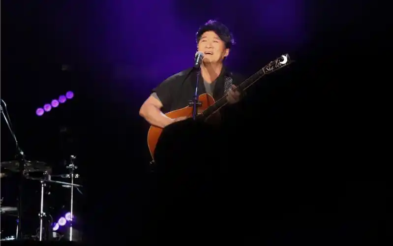 【红尘客栈】但是周华健 11.4周华健少年侠客演唱会哈尔滨站