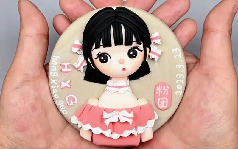 超轻粘土可爱女孩冰箱贴教程