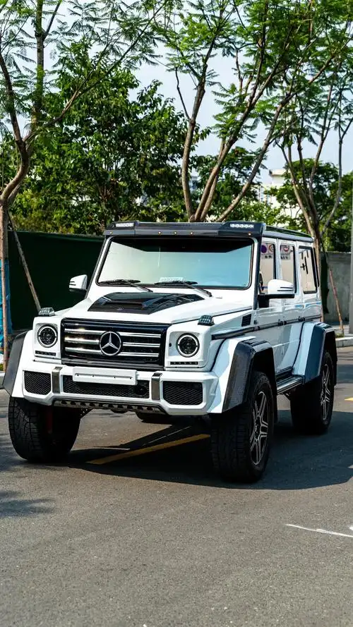 奔驰大g4x4.#我与汽车的日常 #成都汽车贴膜 #奔驰大g - 抖音