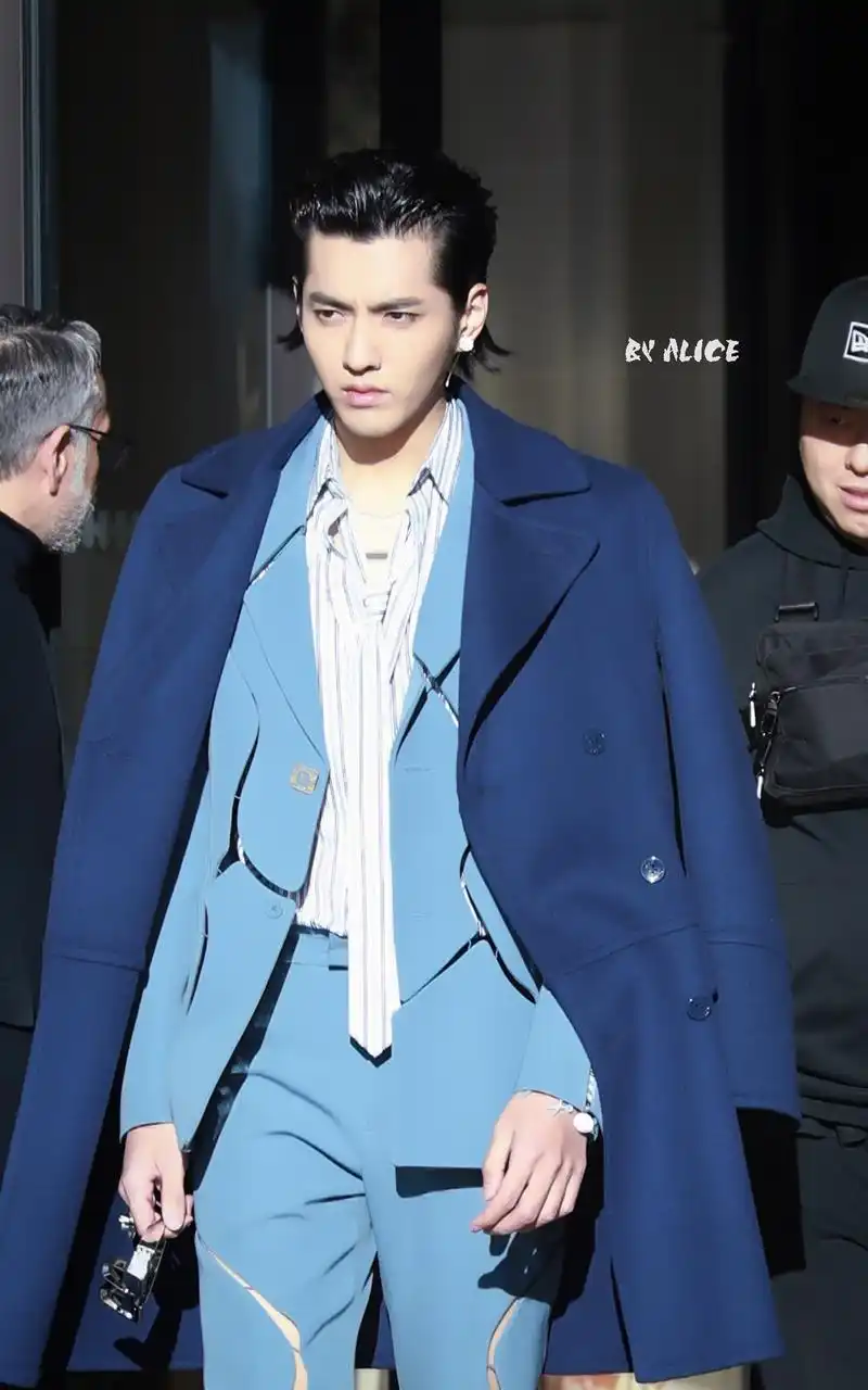 lv2020秋冬男装秀即将开场 海洋王子吴亦凡is coming