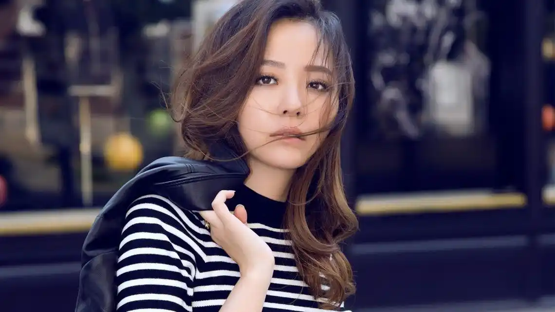 女歌手张靓颖桌面壁纸211