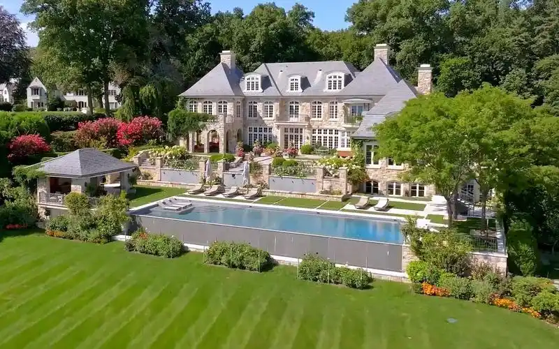 格林威治￥3.4亿庄园别墅,法式城堡建筑,欧式轻奢装修设计,私家游艇码