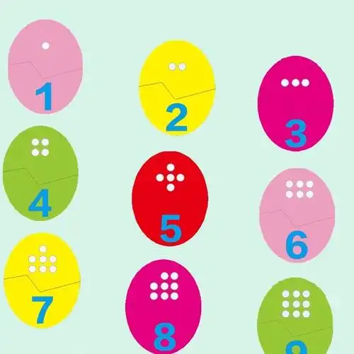 让幼儿手口一致的点数10以内的实物,并说出总数.