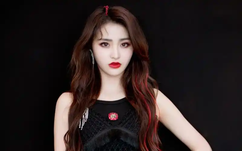 金子涵性感图片壁纸(8/9)