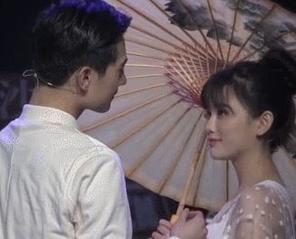 杨洋gif表演gif背影gif眼里只有你gif